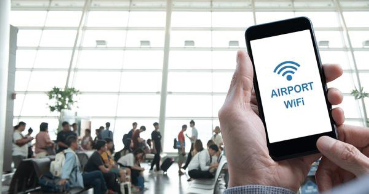 شبكات الـ'واي فاي' في بعض المطارات ... السم في العسل