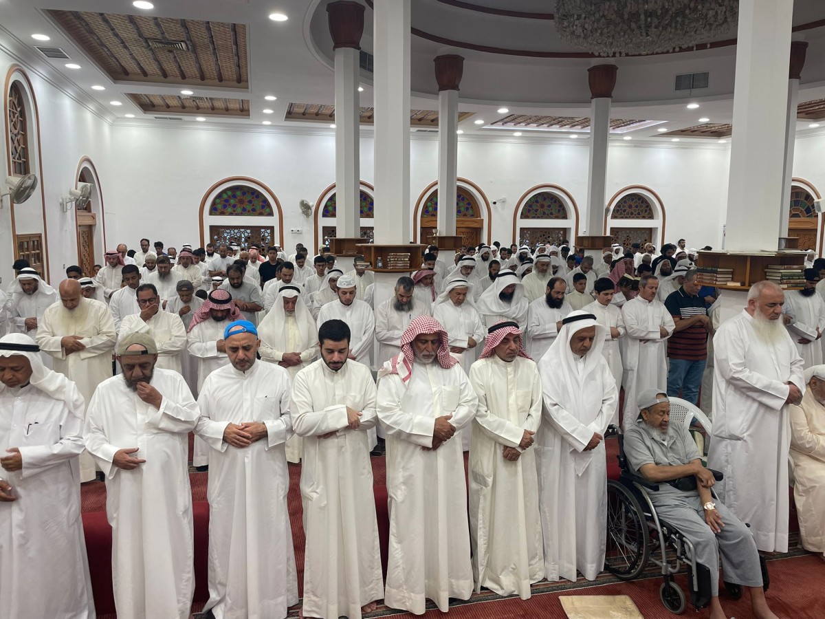 مساجد الكويت أحيت صلاة الخسوف