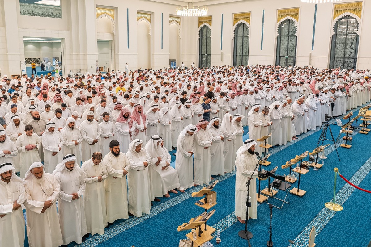 مساجد الكويت أحيت صلاة الخسوف