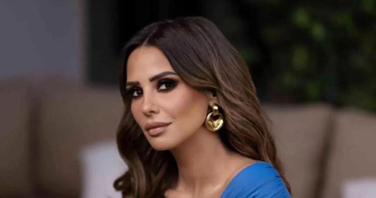 إيمان العاصي تصارع أشقاءها على ميراث والدها قبل وفاته