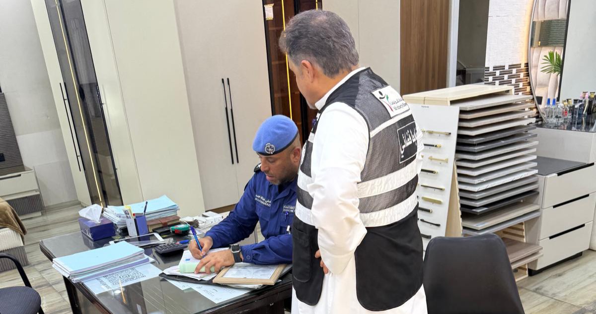 ضبط مخالفات لاشتراطات السلامة المهنية في 'الضجيج'