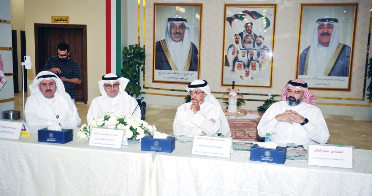 المخيزيم: الكهرباء والماء تتحسّن في المناطق الزراعية