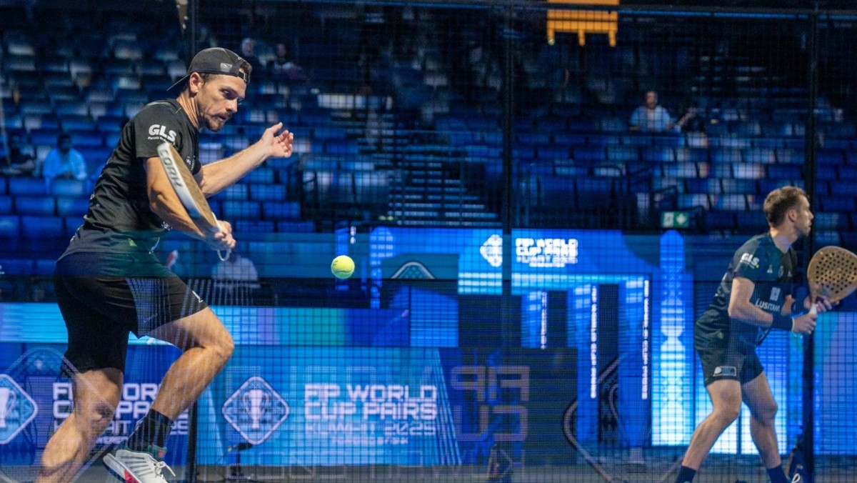 بطولة العالم للبادل 'الزوجي' تنطلق في الكويت