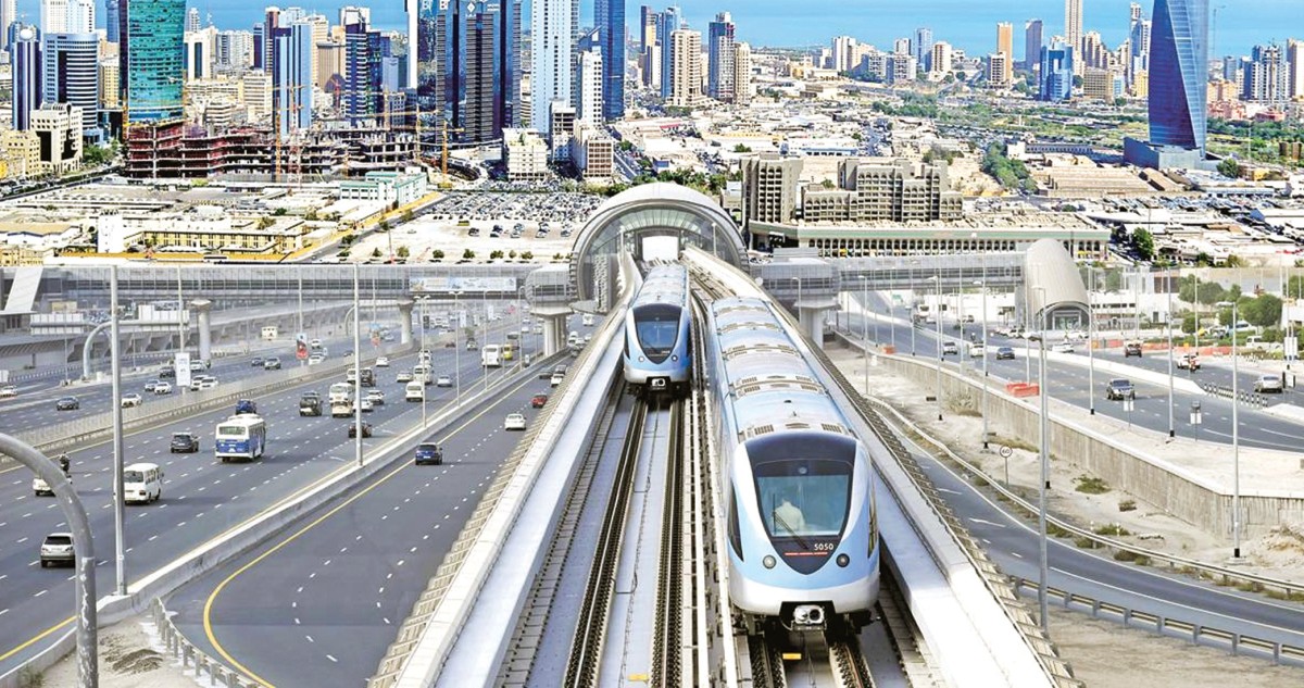 خبراء: 'القطاع الخاص' العصا السحرية لتنفيذ المشاريع العالقة