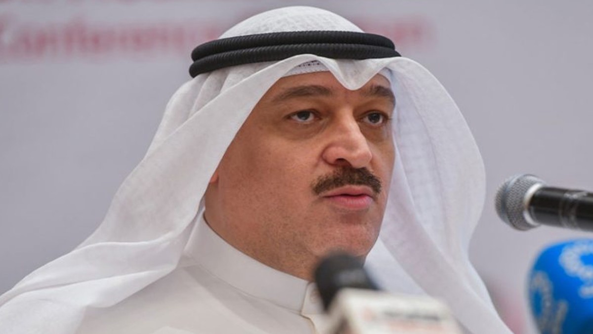 العوضي يدشن دليل الوصفات والقيم الغذائية الصحية 2025