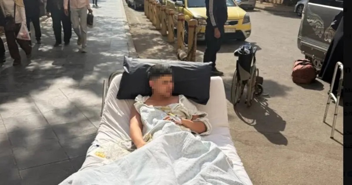 صور  مريض وسط الشارع تُثير غضب السوريين
