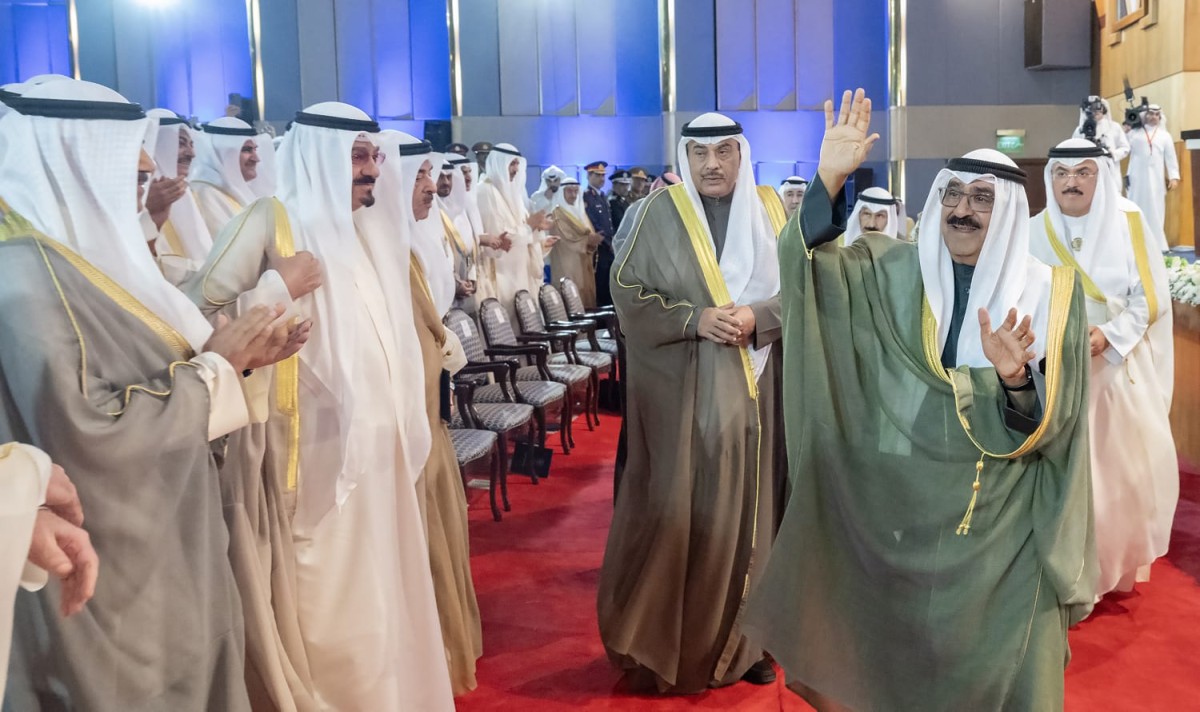 سمو الأمير يكرم كوكبة من المعلمين والمدارس المتميزة بمناسبة اليوم العالمي للمعلم