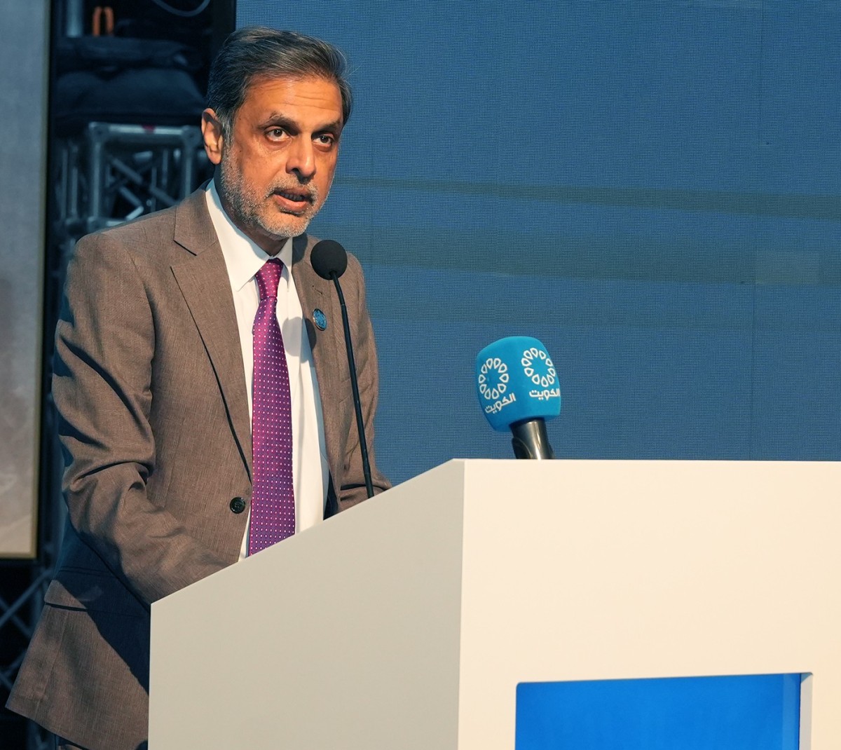 وزير الصحة: صون حقوق المرضى ودعم مزاولي المهن الطبية