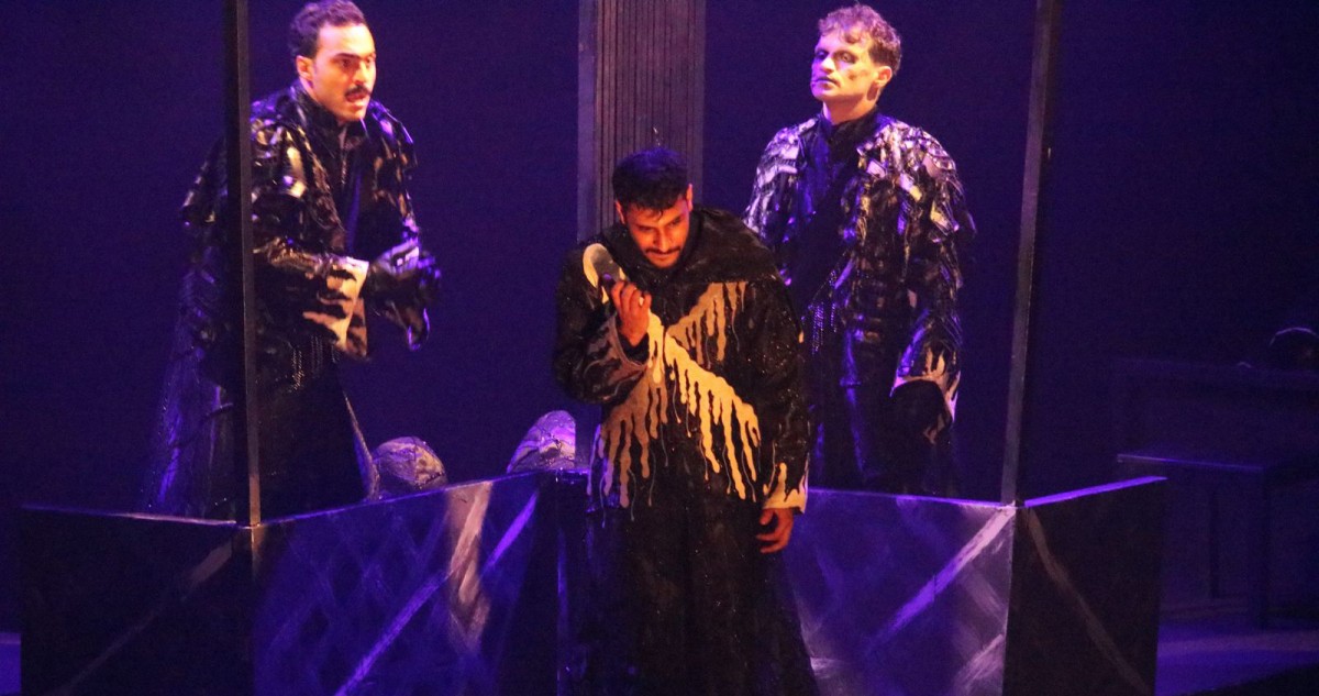 'قمرة'... صراع داخلي للإنسان بين المعصية والغفران