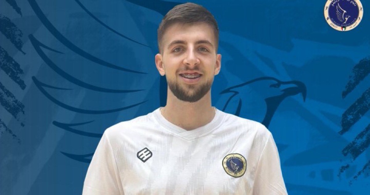 خسارة ثانية لـ'أزرق الطائرة'