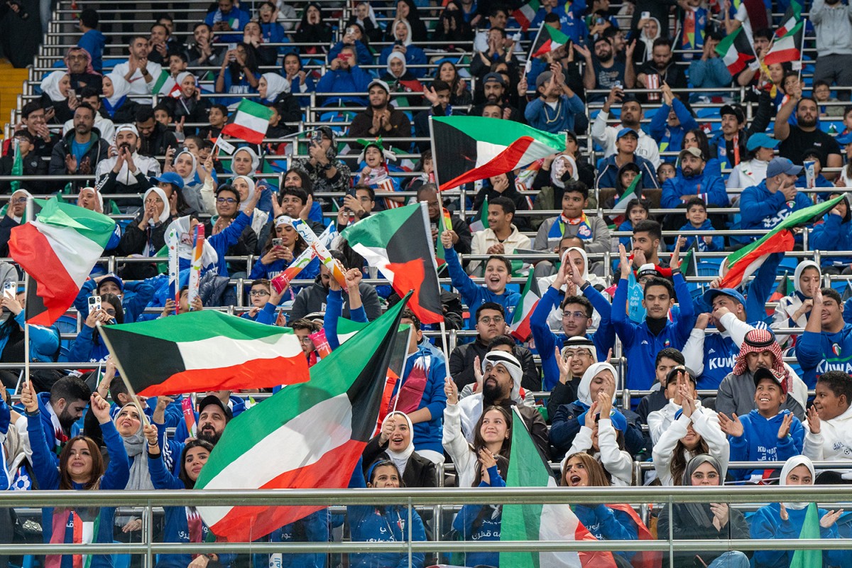 طائرات عسكرية لنقل جماهير 'الأزرق' إلى قطر