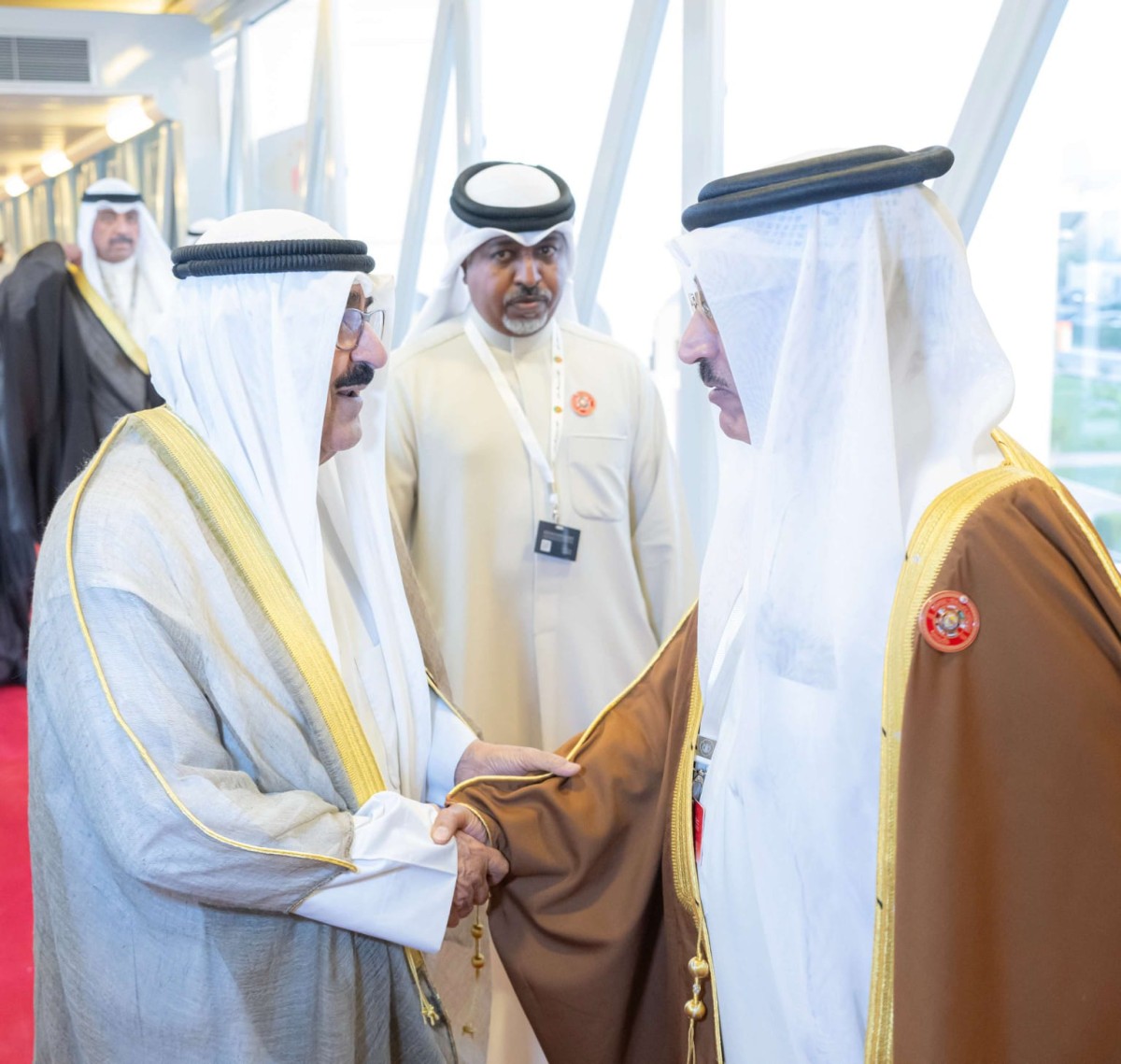 الأمير يبعث ببرقية شكر إلى الملك حمد بن عيسى: نتائج قمة البحرين ستعزز مسيرة مجلس التعاون