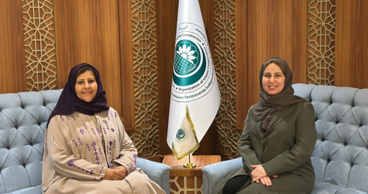 الدعيج تبحث ونظيرتيها البحرينية والإيرانية تعزيز التعاون