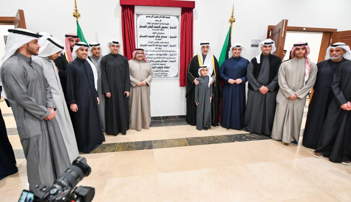 رئيس الوزراء بالإنابة يفتتح ستاد 'نايف الدبوس' و مجمع صالات الألعاب الجماعية في نادي الفحيحيل