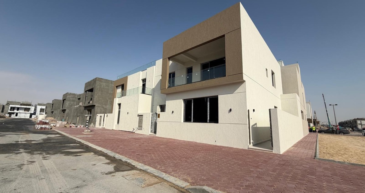 المشاري تفقد مشروع 'المساكن الميسّرة': تسريع وتيرة الإنجاز