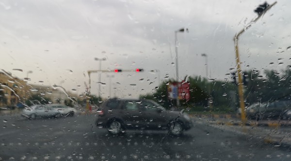 "الأرصاد": طقس معتدل نهاراً ومائل للبرودة ليلاً مع فرصة لأمطار متفرقة #طقس_الكويت 