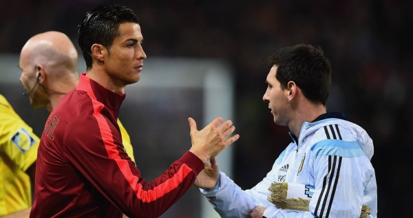 أسطورتا القرن في طريقهما لمواجهة أخيرة على مسرح #كأس_العالم 