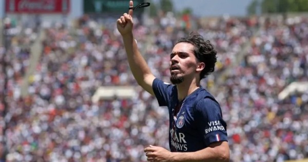 الريال يغري باريس بصفقة مدوية 