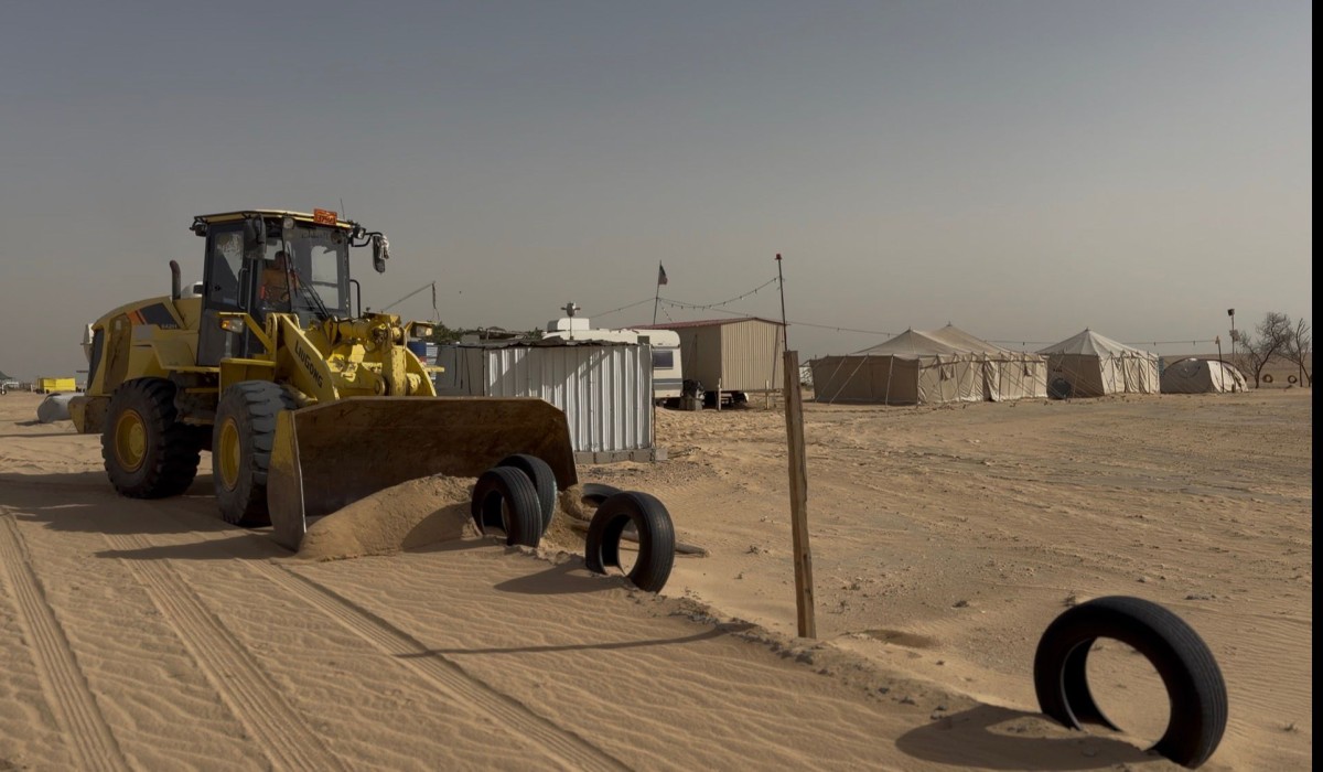 وزير 'البلدية': سنزيل المخيمات المخالفة فوراً ودون تردد