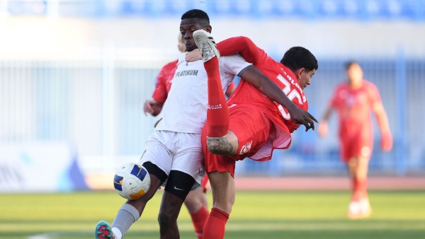 الفحيحيل يتأهل لربع نهائي كأس ولي العهد بفوزه على الجزيرة