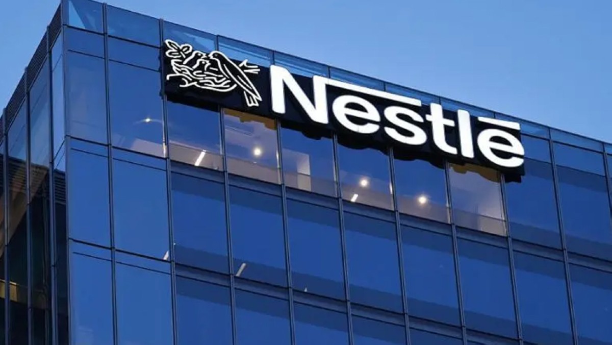 'نستلة' تسحب دفعات من حليب الأطفال للاشتباه بتلوّثها بمادة سامة