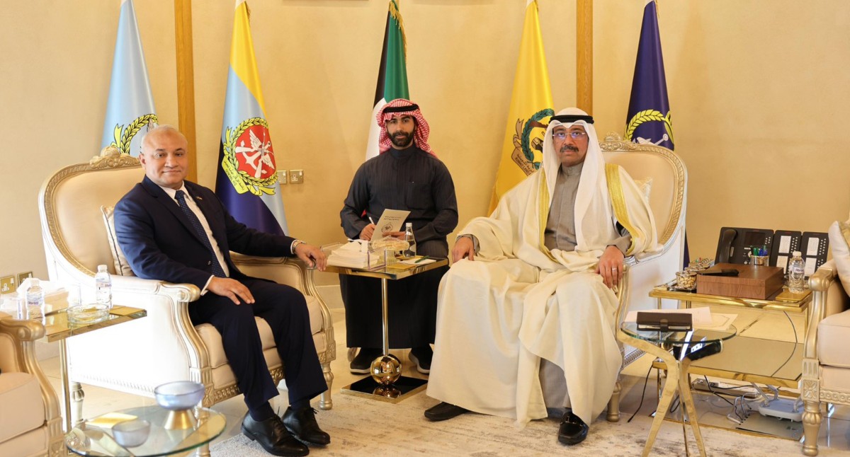 وزير الدفاع يبحث مع سفيري اليابان وبنغلاديش التعاون في المجالات العسكرية