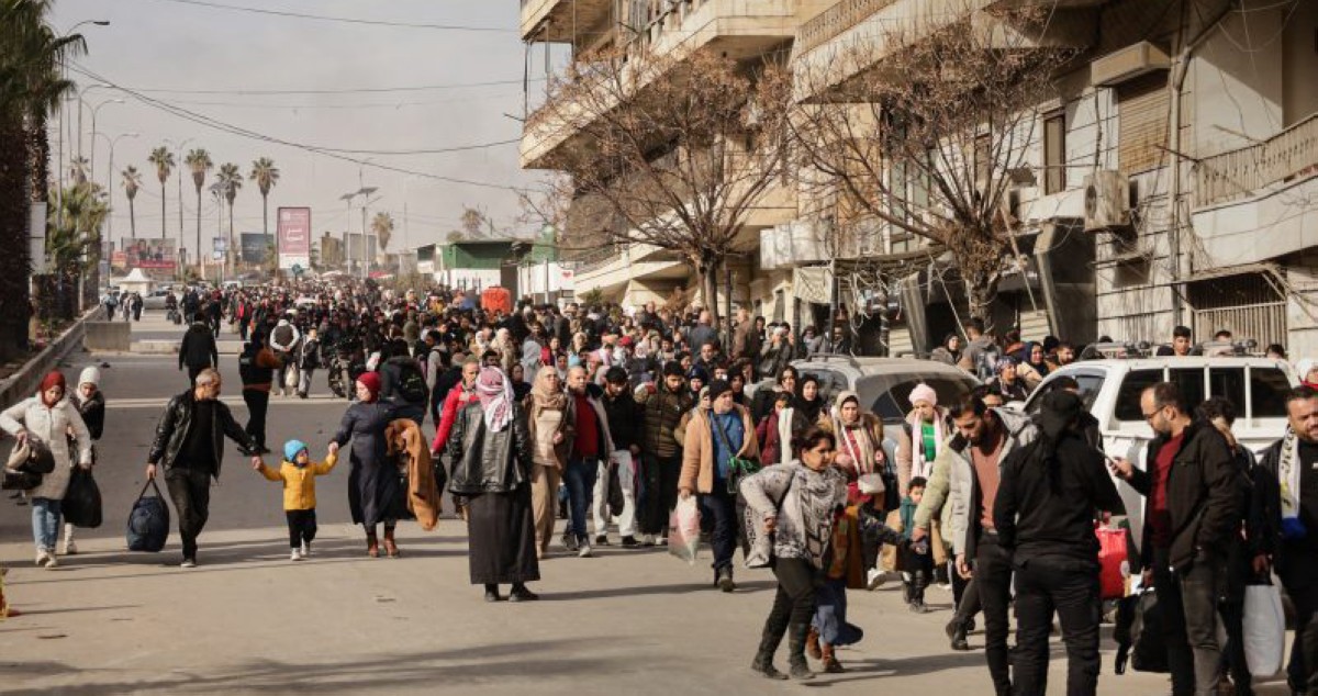 الجيش السوري يحذر 'قسد' من استهداف الأهالي الراغبين في الخروج من حلب