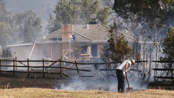استراليا تواجه حرائق جديدة: تدمير واسع وتحذيرات من أحوال جوية خطيرة 