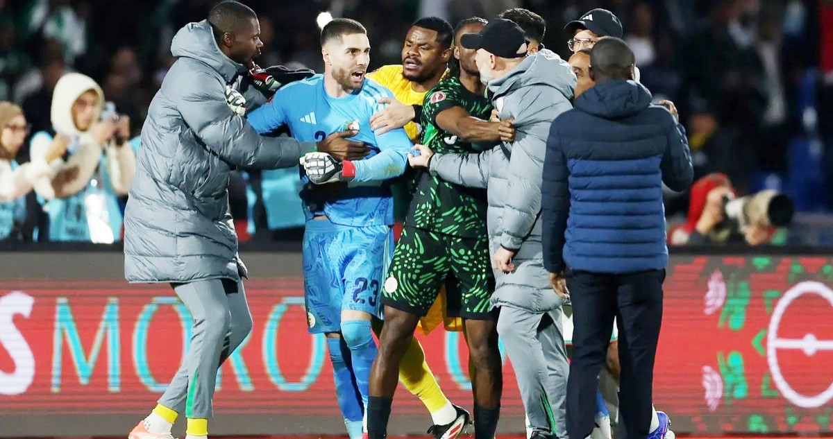 'الكاف' يفتح تحقيقاً بـ'أمم أفريقيا'
