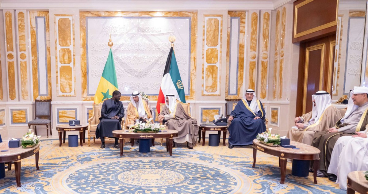 سمو الأمير يستقبل رئيس السنغال