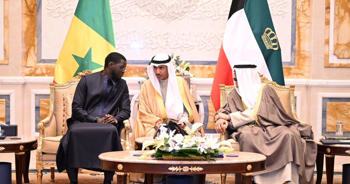 سمو الأمير يستقبل رئيس السنغال