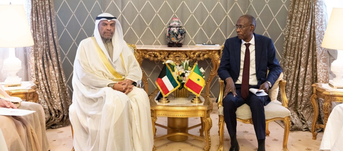 وزير الخارجية يبحث مع نظيره السنغالي تعزيز التعاون والقضايا المشتركة