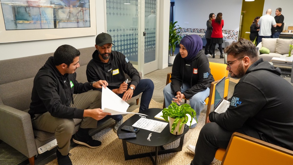 'زين' تضع 11 شركة عربية ناشئة على مائدة ابتكارات عاصمة التقنية