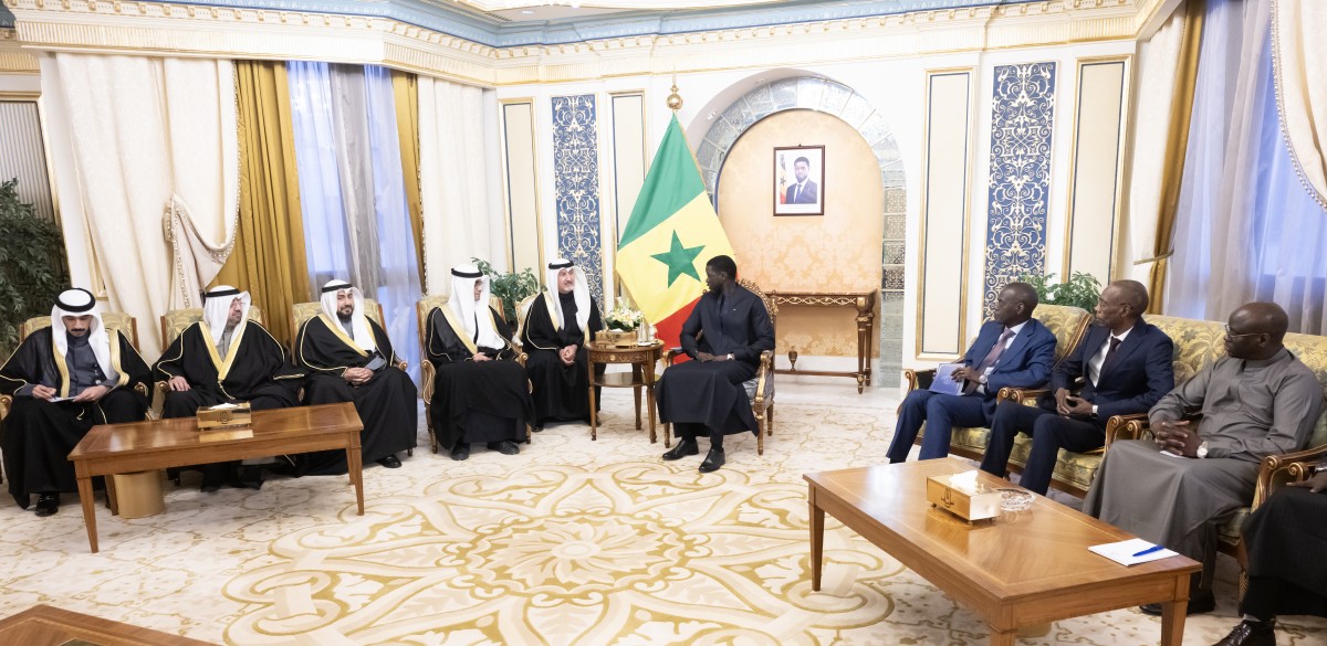 الرئيس السنغالي يستقبل سمو الشيخ ناصر المحمد والنائب الأول والعضو المنتدب لهيئة الاستثمار