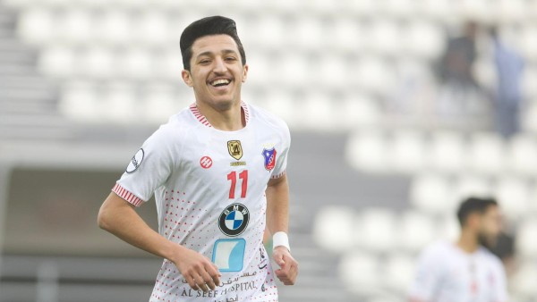 الكويت يحافظ على صدارة دوري زين بفوزه على الجهراء 2-0