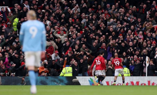 مانشستر يونايتد يفوز 2-0 على السيتي في ديربي مانشستر - نتائج الدوري الإنجليزي الممتاز