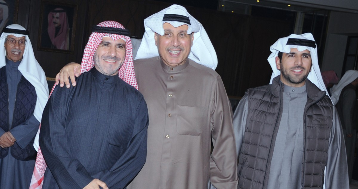 حمد جابر العلي يستقبل ضيوف ديوانه