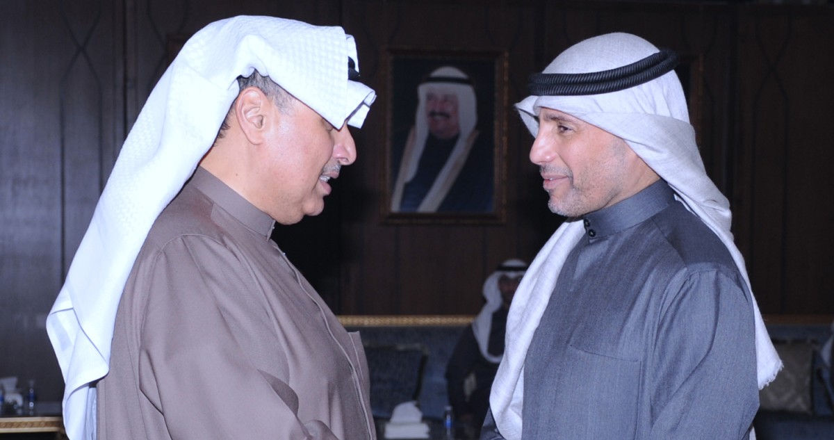 حمد جابر العلي يستقبل ضيوف ديوانه