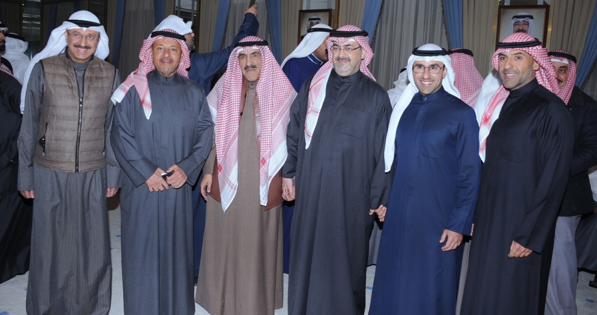 حمد جابر العلي يستقبل ضيوف ديوانه