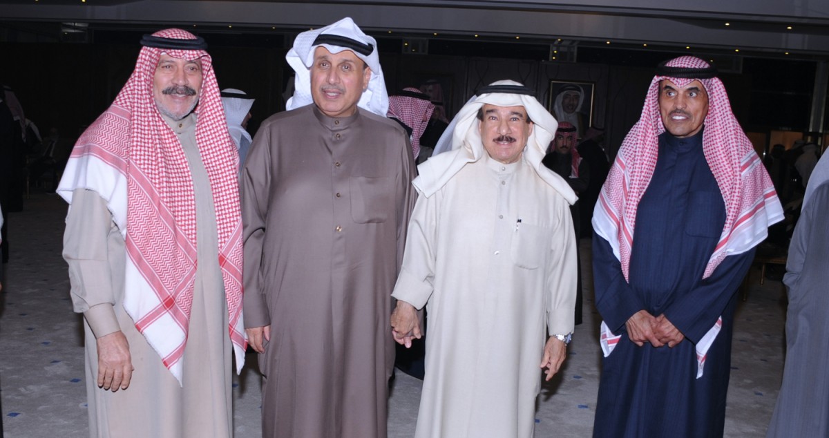 حمد جابر العلي يستقبل ضيوف ديوانه