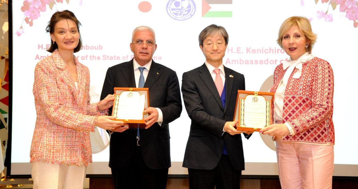 'أزهار الحياة... الصمود والأمل': فن وموسيقى وأزياء... في أمسية إنسانية كويتية