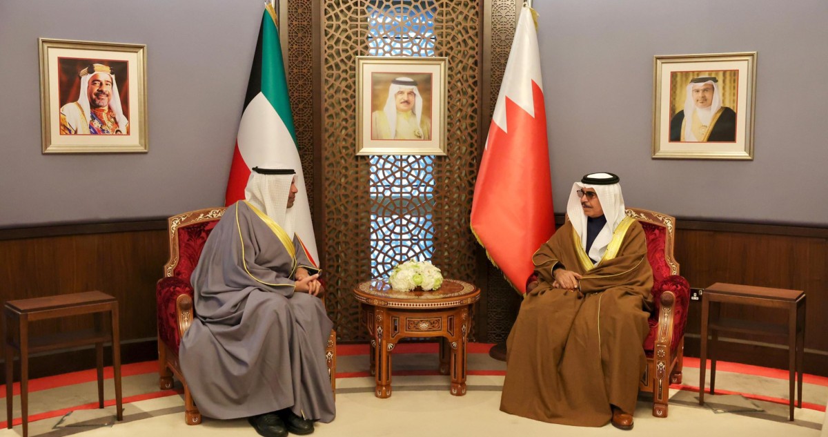 وزير الخارجية يبحث ونظيره البحريني المستجدات الإقليمية