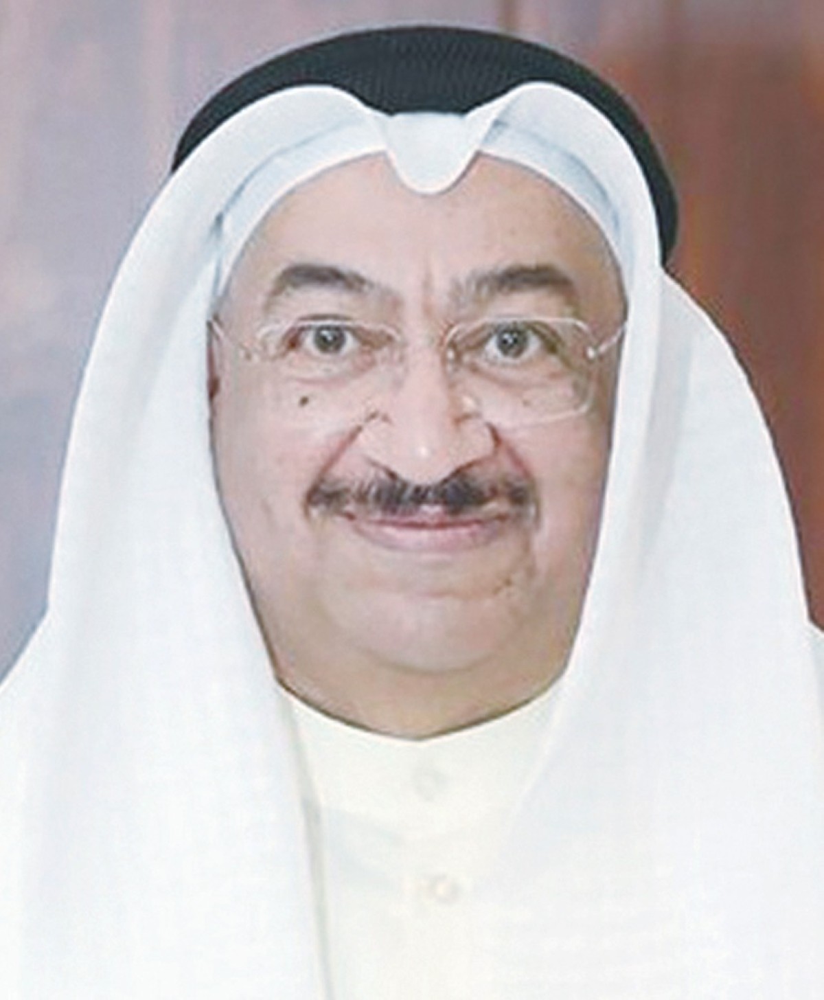الجارالله عاد من رحلة علاج: الفضل لله والشكر للناس الطيبين