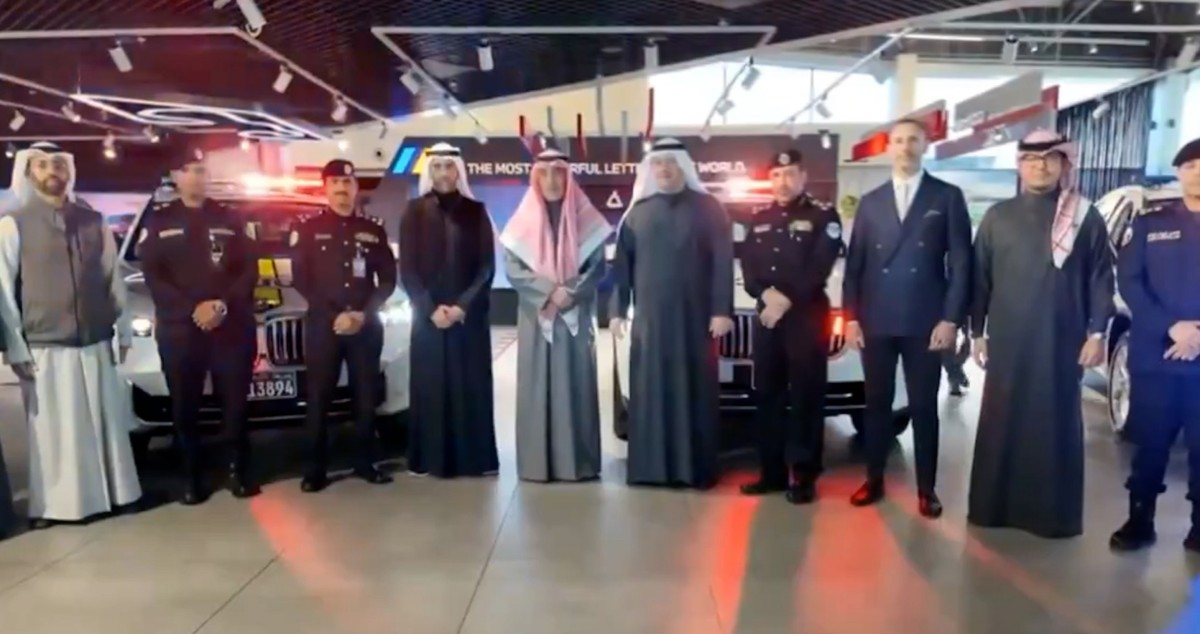 'الداخلية' تتسلم دوريات حديثة مقدّمة من شركة علي الغانم وأولاده