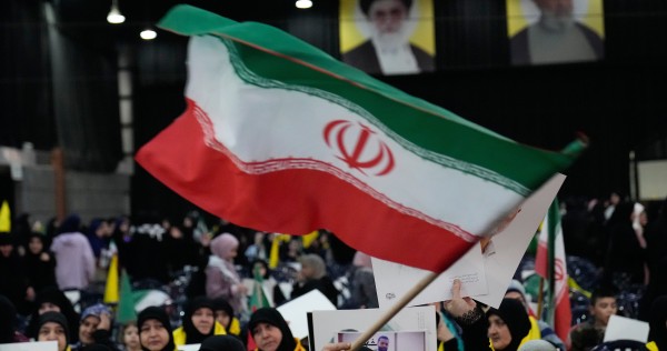 ترامب يفتح نافذة ل "الديبلوماسية"... و إيران تجنح إلى "الحوار"! #الرئيس_الأميركي 