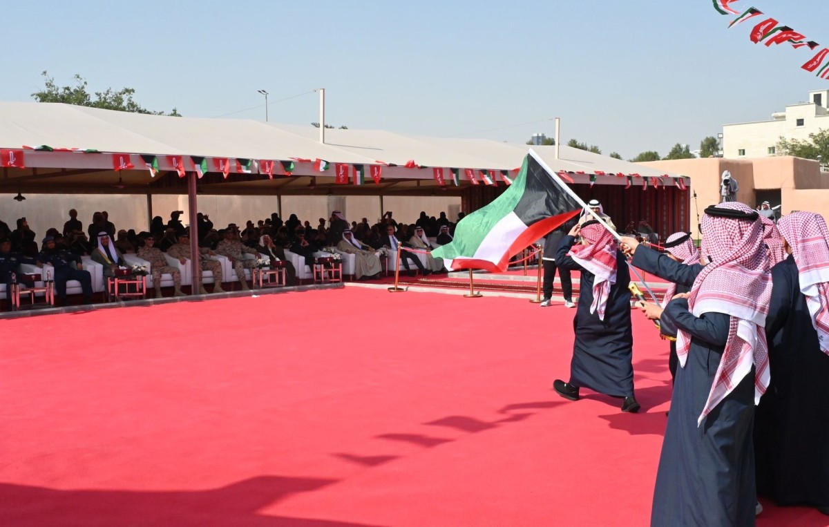 محافظ الجهراء: مراسم رفع العلم فرصة لاستحضار تضحيات الآباء والأجداد وبطولات الشهداء الأبرار