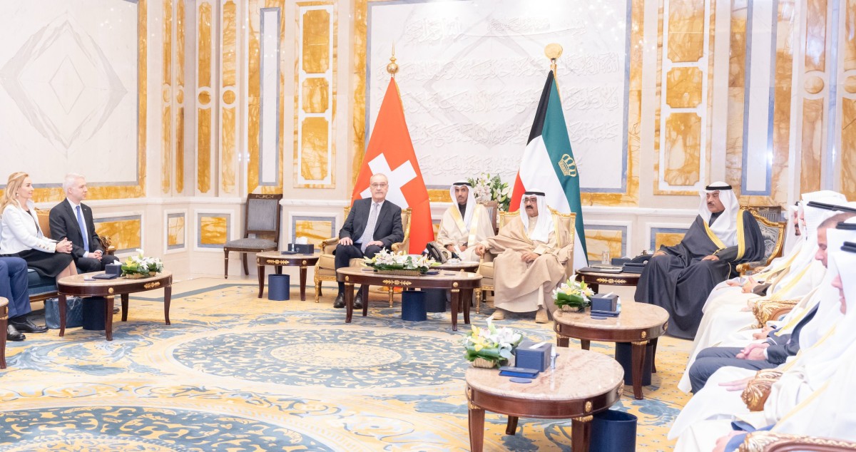 سمو الأمير يستقبل رئيس الاتحاد السويسري بمناسبة زيارته الرسمية للبلاد