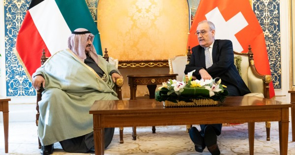 بارميلان يستقبل الشيخ ناصر المحمد