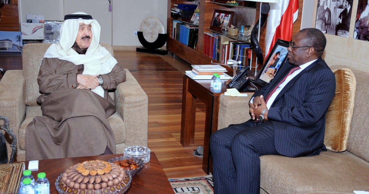 الكويت – رئيس التحرير يستقبل سفير تنزانيا: الصحافة الكويتية منفتحة على…