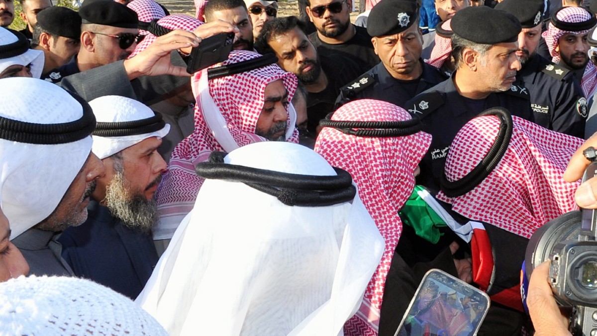 &rlm;الكويت تشيع شهيد الواجب خالد الشرف